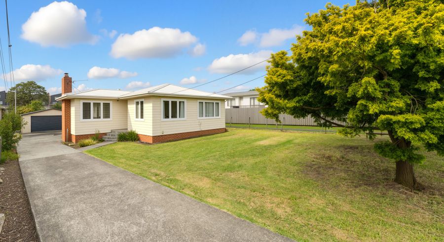  at 131 Rathgar Road, Henderson, Waitakere City, Auckland