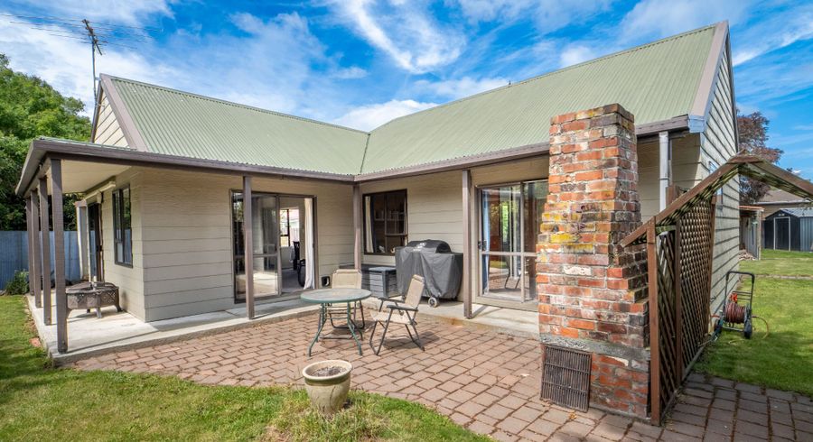  at 37 Selwyn Street, Leeston, Leeston