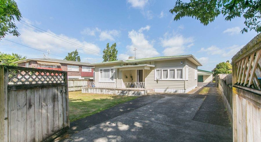  at 13 Preston Avenue, Mount Albert, Auckland City, Auckland