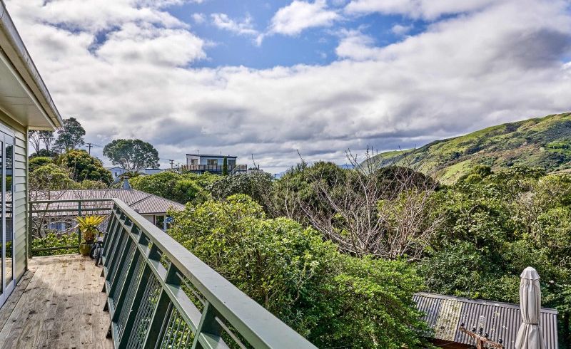  at 8 Haunui Road, Pukerua Bay, Porirua