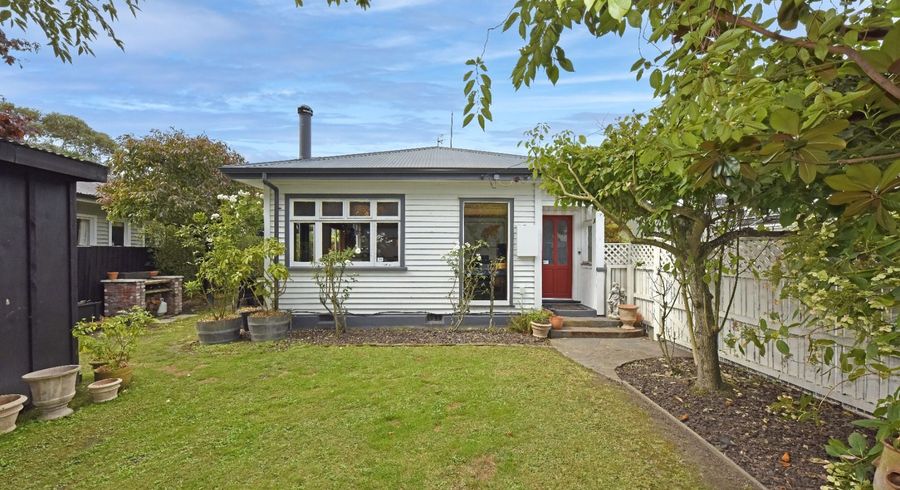  at 1/42 Nortons Road , Avonhead, Christchurch City, Canterbury