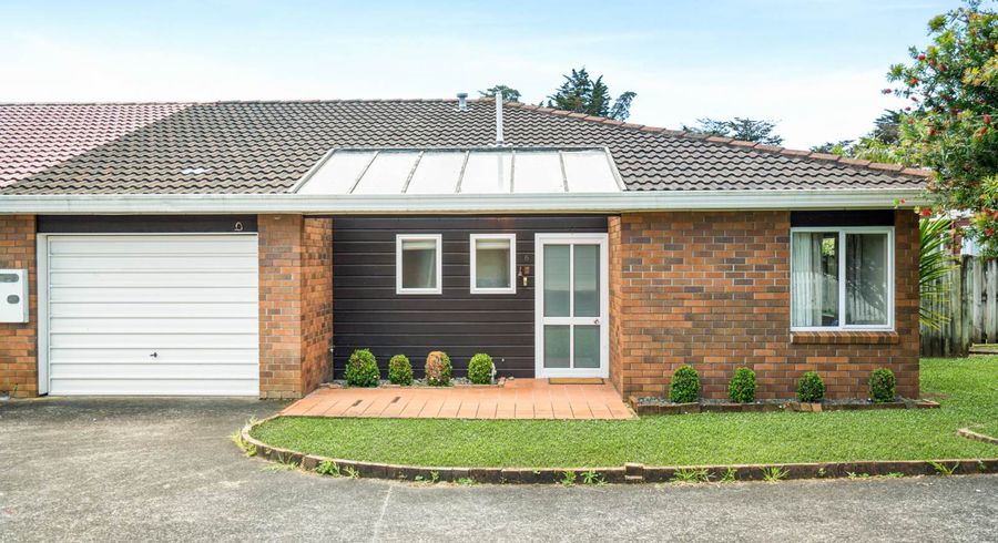  at 1/28A Godley Road, Green Bay, Auckland