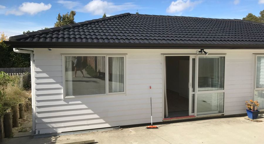  at 33 Hutchinsons Road, Half Moon Bay, Manukau City, Auckland