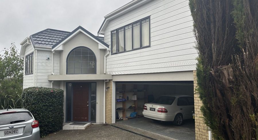  at 176c East Coast Road, Castor Bay, North Shore City, Auckland