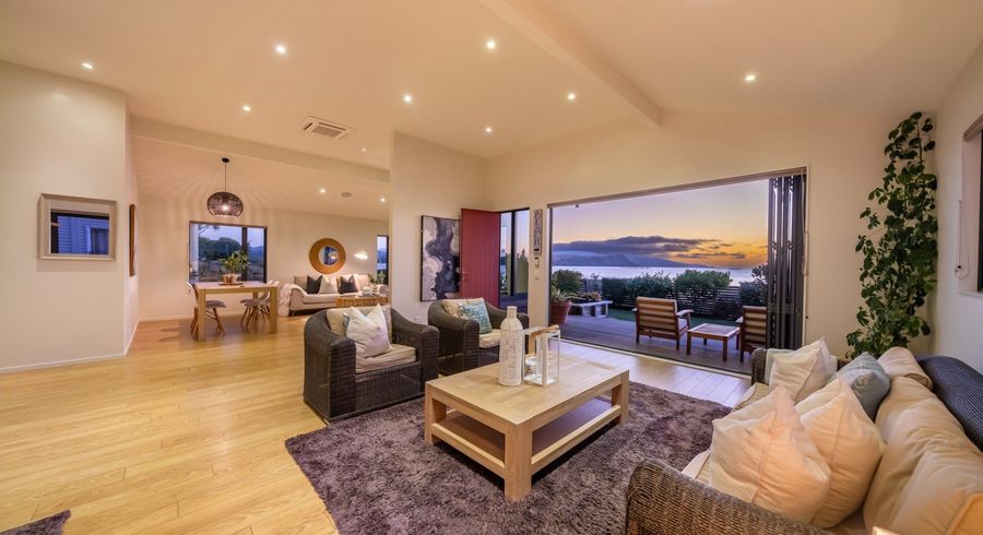  at 43 Moana Road, Plimmerton, Porirua