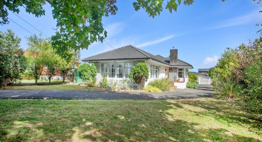  at 393 Blockhouse Bay Road, Blockhouse Bay, Auckland