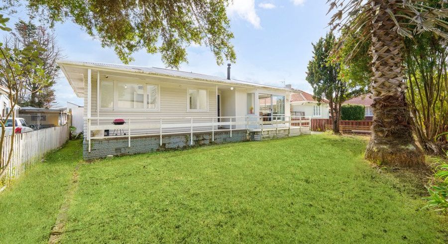  at 10 Oxford Road, Manurewa, Manukau City, Auckland