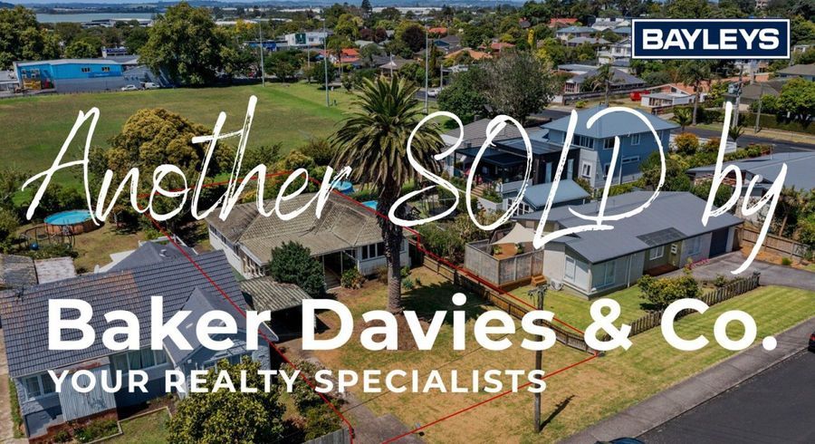 at 17 Woodward Avenue, Mangere Bridge, Auckland