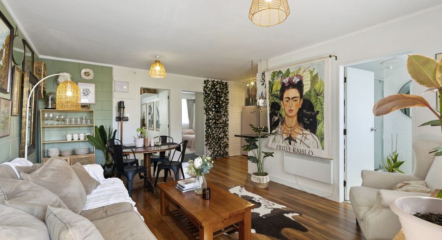  at 5/4 Derby Street, Mount Victoria, Wellington