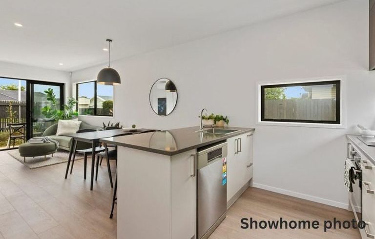  at 41 Whati Lane, Henderson, Waitakere City, Auckland