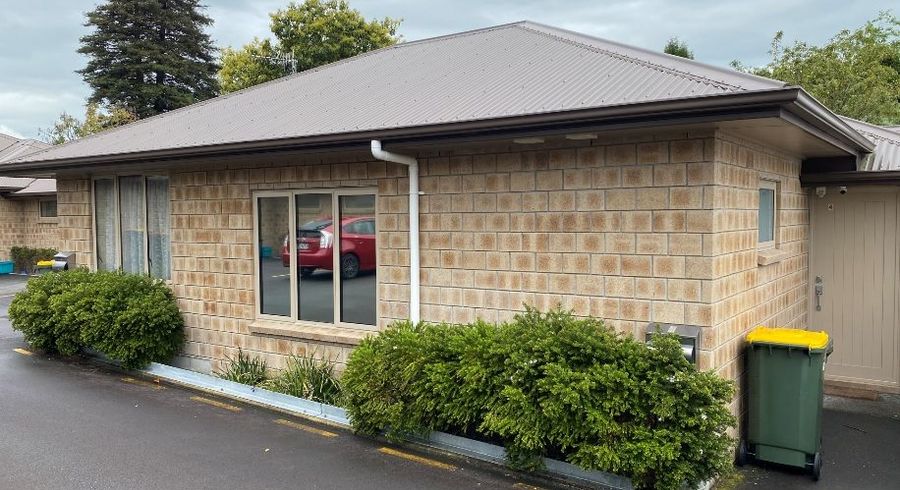  at 4/114 Old Farm Road, Hamilton East, Hamilton, Waikato