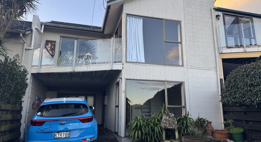  at 3/22 Mariposa Crescent, Birkenhead, Auckland