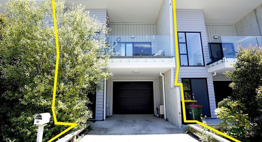  at 35/5 Perekia Street, Albany, North Shore City, Auckland