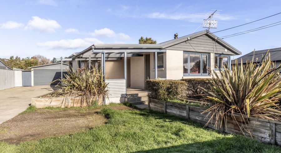  at 17 Holloway Street, Waikiwi, Invercargill