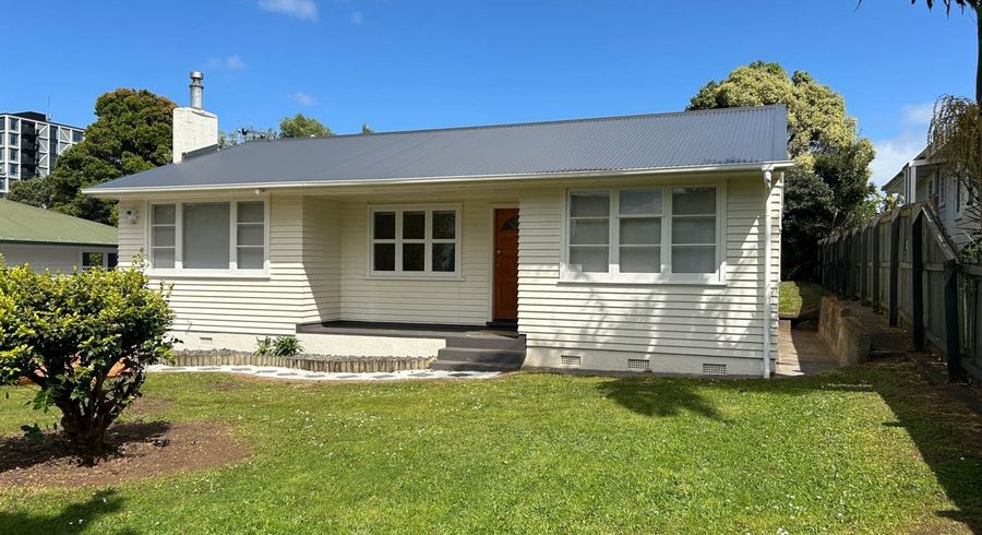  at 38 Lynton Road, Mount Wellington, Auckland City, Auckland