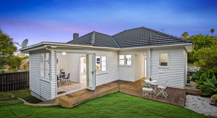  at 25 Konini Road, Greenlane, Auckland City, Auckland