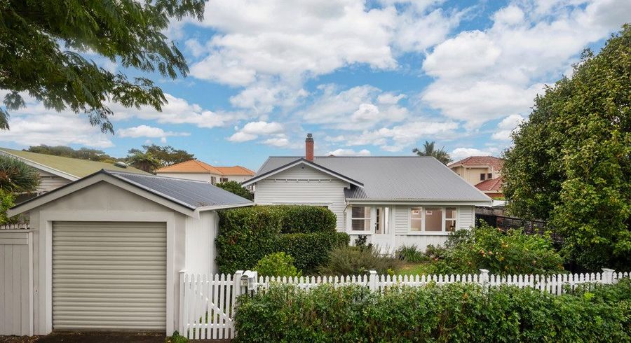  at 27A Foch Avenue, Mount Roskill, Auckland
