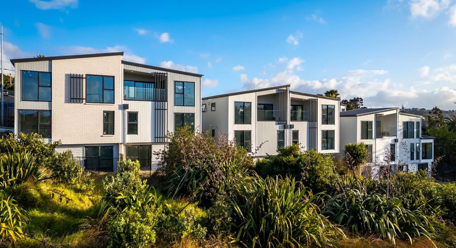  at 6/1090 Beach Road, Torbay, North Shore City, Auckland