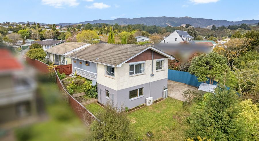  at 2/13 Roband Crescent, Brown Owl, Upper Hutt