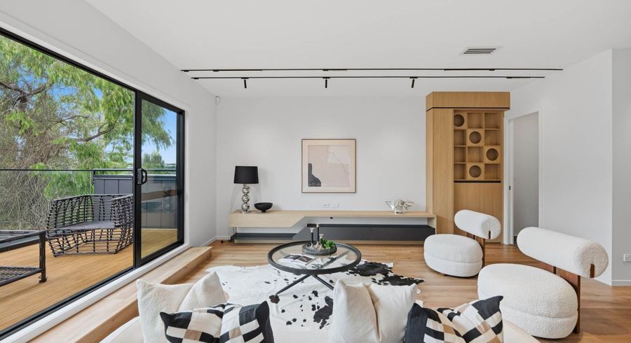  at 7B Cruickshank Crescent, Meadowbank, Auckland City, Auckland