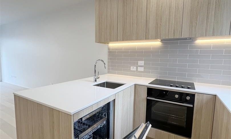  at 98/124 Taylors Road, Mount Albert, Auckland City, Auckland