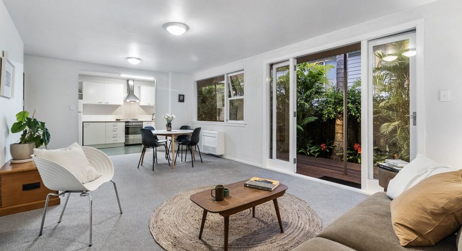  at 41 Old Lake Road, Devonport, North Shore City, Auckland