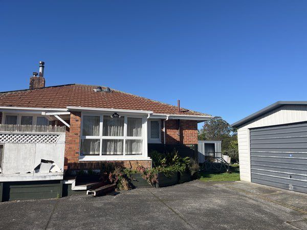  at 125 Millbrook road, Sunnyvale, Waitakere City, Auckland