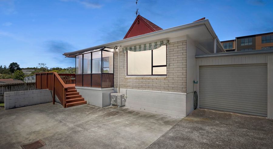  at 56B Highland Park Drive, Highland Park, Auckland