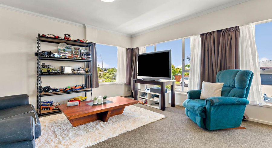  at 46 Chequers Avenue, Glenfield, North Shore City, Auckland