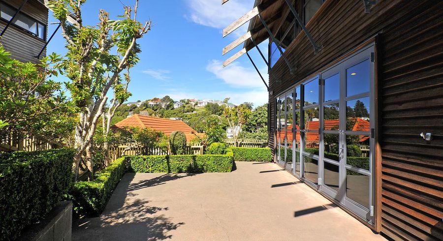  at 5E Raroa Road, Kelburn, Wellington