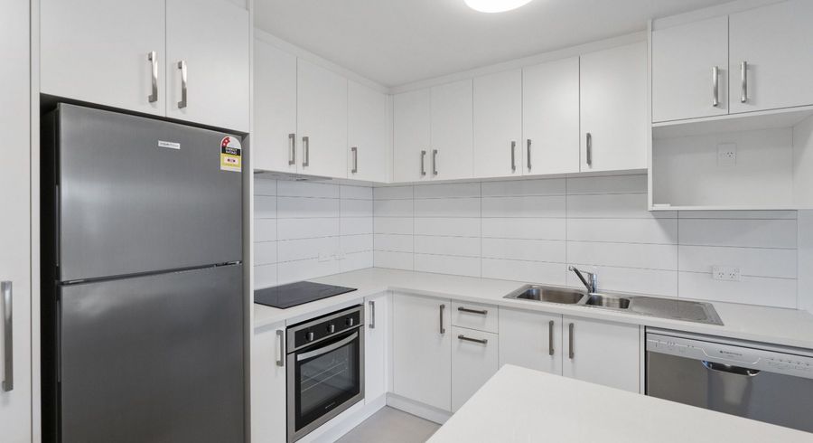 at 1C/4045 Great North Road, Glen Eden, Auckland