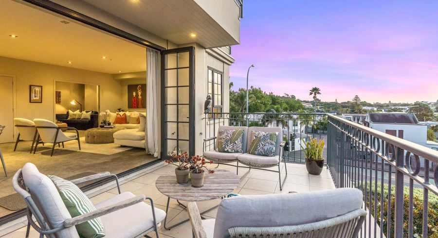  at 7/2 Bassett Road, Remuera, Auckland City, Auckland