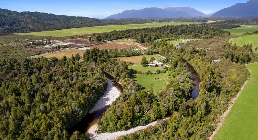  at 1190 Old Christchurch Road, Awatuna