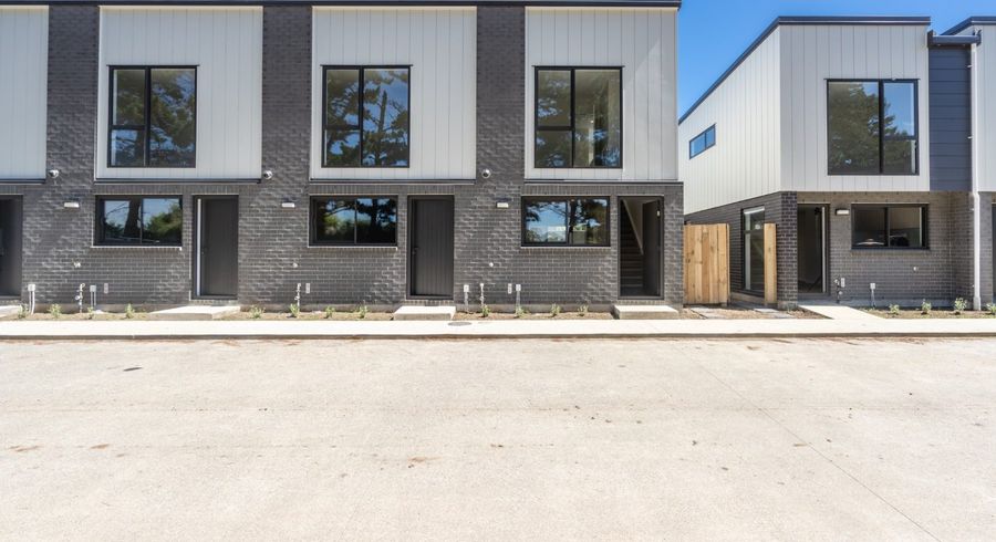  at 27 Whai Hua Lane, Mangere Bridge, Manukau City, Auckland