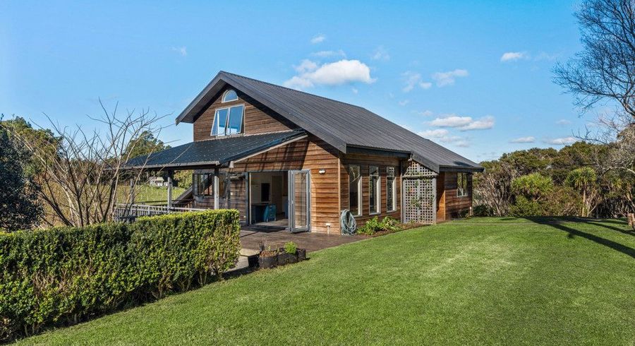  at 115 Wilma Road, Surfdale, Waiheke Island, Auckland