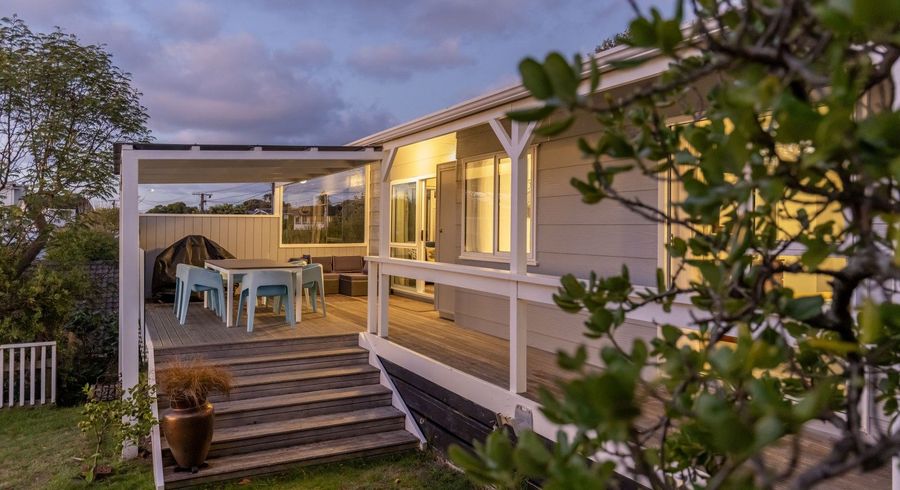  at 239 Rosetta Road, Raumati Beach, Kapiti Coast, Wellington
