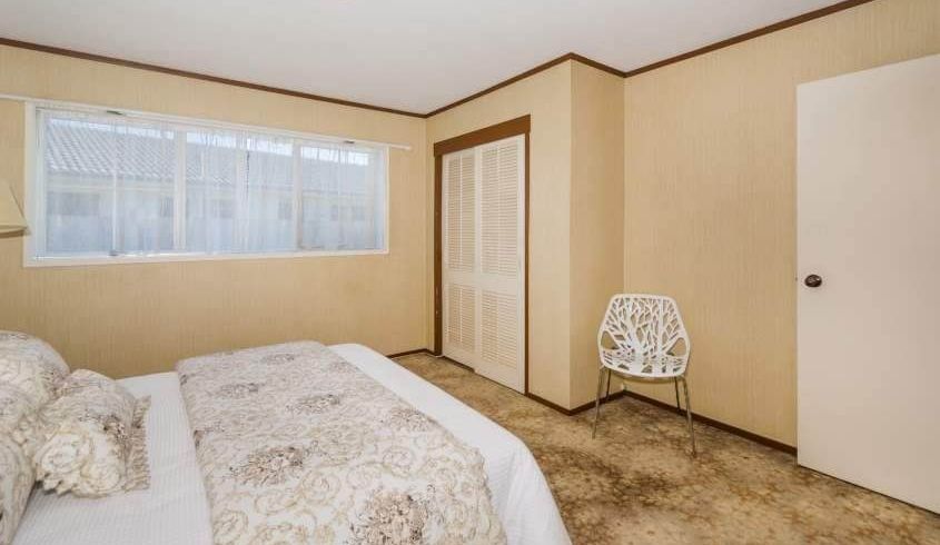 at 1/33 Akoranga Drive, Northcote, Auckland