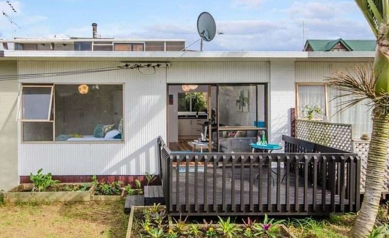  at 2/2 Pleasant Street, Onehunga, Auckland City, Auckland