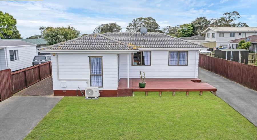  at 5 Burundi Avenue, Clendon Park, Auckland