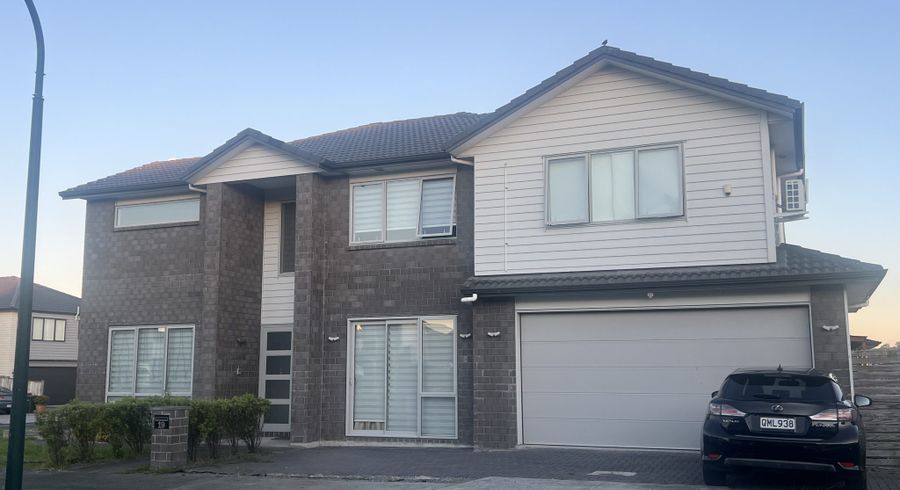  at 19 Puoro, Flat Bush, Manukau City, Auckland