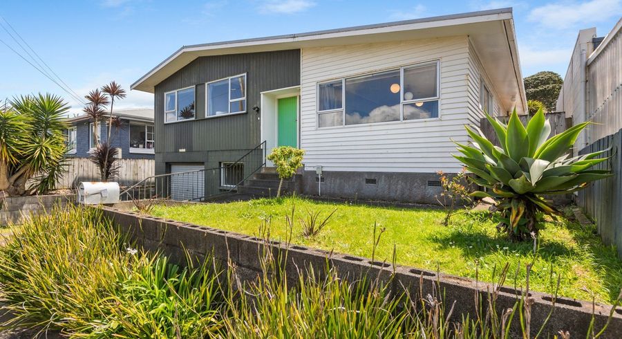  at 27 Rospeath Crescent, Spotswood, New Plymouth, Taranaki