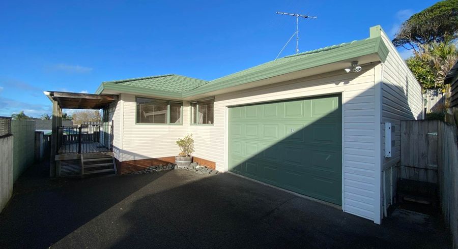  at 37 Pohutukawa Avenue, Red Beach, Whangaparāoa