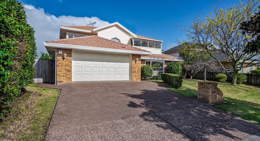  at 28 Astoria Place, Northpark, Auckland