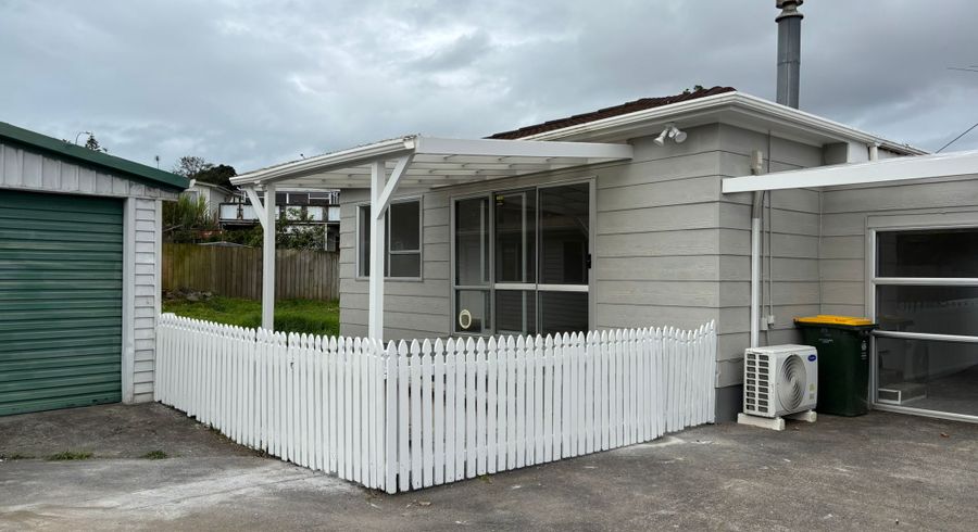  at 2/23 Lyren Pl, Half Moon Bay, Manukau City, Auckland