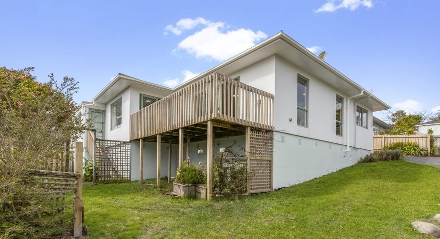  at 1/43 Sungrove Rise, Sunnyvale, Auckland