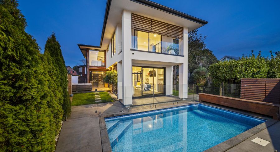  at 62 Straven Road, Fendalton, Christchurch City, Canterbury