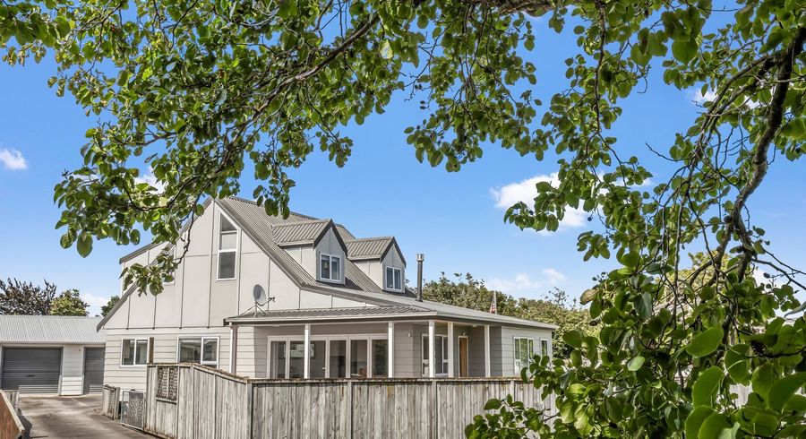  at 11 Leander Place, Milson, Palmerston North, Manawatu / Whanganui