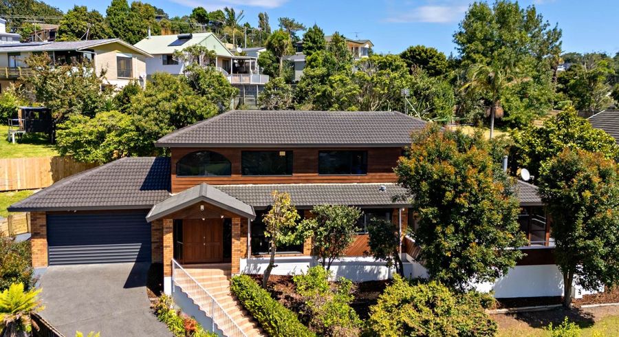  at 60 Bayside Drive, Browns Bay, North Shore City, Auckland