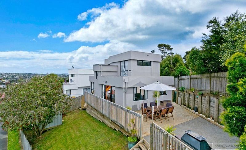 at 2b Valecrest Place, Bayview, North Shore City, Auckland