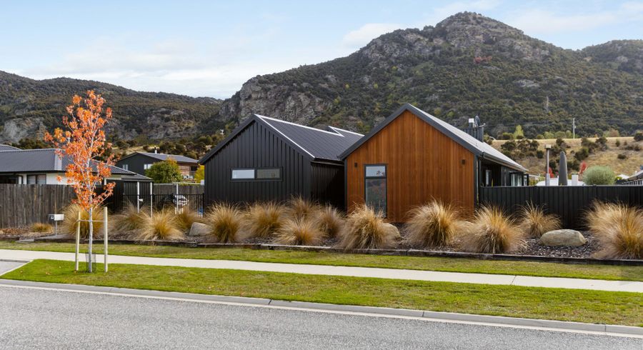  at 21 Warbler Lane, Albert Town, Wanaka, Otago